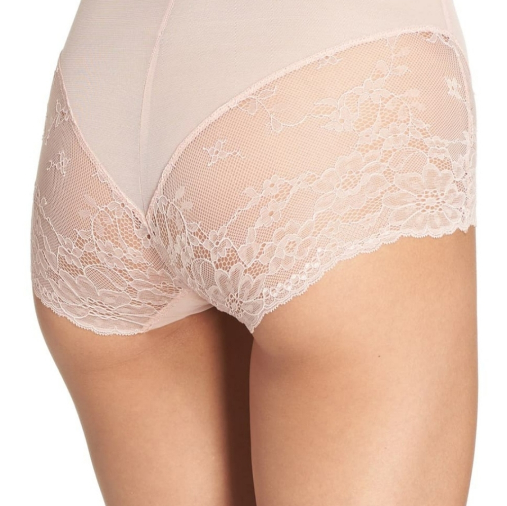 NWT 🆕️ Spanx Spotlight on Lace Briefs L large new